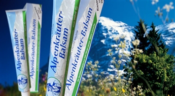 Противовоспалительный охлаждающий антибактериальный бальзам для тела с Альпийскими травами широкого применения Lacure Alpenkräuter Balsam для детей и взрослых со скидкой 60%