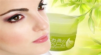 Barojošs sejas krēms"Green Tea" and mineral spring Cream (40 ml)