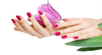 Ekspress MANIKĪRS ar Gelish laku salonā Nailstudio ar 50% atlaidi, tikai par 7.50 Ls.!