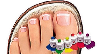 Педикюр с гель - лаком Gelish, который держится до 5 недель и дольше c скидкой 58%,  всего за 11.00 Ls