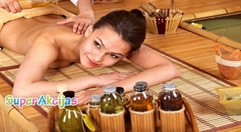Лимфодренажный аромамассаж всего тела (75 мин.) в "SPA Studija" - 46%