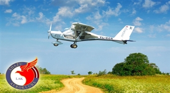 Bauda un spilgti iespaidi 15 minūšu garā lidojumā ar lidmašīnu "Aeroprakt A-22" ar 50% atlaidi Ādažos!