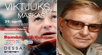 Pirmoreiz Latvijā krievu režisors Romāns Viktjuks atkailinās savu tēlu skatītāju zālē!