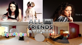 1 h ilga fotosesija fotostudijā AllFriends Studio! Varat izvēlēties individuālo, ģimenes, pāru, grupas vai bērnu fotosesiju!