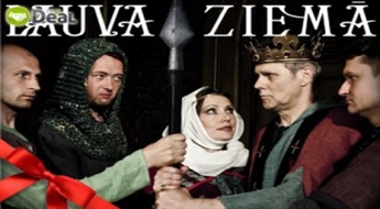 Zane Jančevska, Juris Kalniņš un karaliskas kaislības izrādē LAUVA ZIEMĀ.