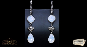 Auskari "Andrea (White Opal)" ar Swarovski™ kristāliem