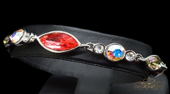 Aproce "Salds Skūpsts II" ar Swarovski™ kristāliem