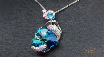 Kulons "Nāriņa (Bermuda Blue)" ar Swarovski™ kristāliem