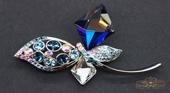 Broša "Pasaku Naktstauriņš III" ar Swarovski™ kristāliem