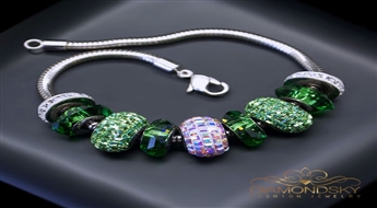 Aproce "BeCharmed Pavé" ar Swarovski™ pērllītēm