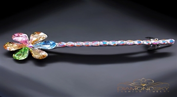 Matu sprādze "Kristāla Zieds II" ar Swarovski™ kristāliem