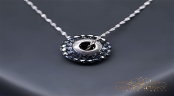 Kulons "BeCharmed Pavé (Silver Night)" ar Swarovski™ kristāliem