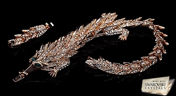 Браслет "Золотой Дракончик" с уникальным дизайном кристаллов Swarovski™ для уникальной дамы!