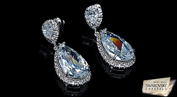 Великолепная пара сережек "Герда" в исполнении из цельных прозрачных кристаллов Swarovski™.