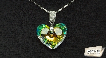 Apzeltīts kulons "Valentīna Dāvana II" ar Swarovski Elements™ kristāliem - vēlams aksesuārs jebkurai modes dāmai!