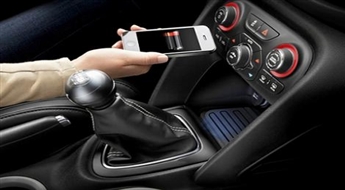 Универсальное автомобильные зарядное устройство, Mobilezone -50%