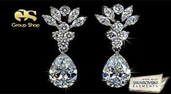 Pasakains skaistums Jums! Auskariem "Pasakains Ziediņš" piemīt ļoti interesants dizains ar detalizētu izpildījumu no caurspīdīgiem Swarovski Elements™ kristāliem.