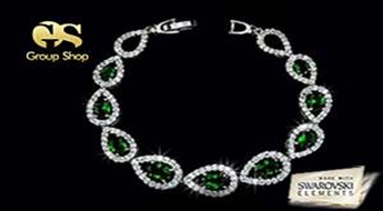 Krāšņa rokassprādze "Mistiskais Smaragds" ar Swarovski Elements™ kristāliem smaragda krāsā, lieliski rotās Jūsu tēlu un padarīs to nepārspējamu!