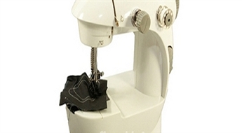 13.90Ls/19.78€ par mazu un ērtu šujmašīnu "Mini Sewing Machine"!