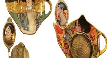 5.70€/4.01Ls par dažādu modeļu mirdzošu tējas sietiņu ar porcelāna paliktni ar slavenā gleznotāja Gustava Klimta gleznu attēliem!