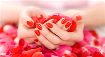 Классический маникюр + покрытие лаком Shellac в салоне красоты HEALTHY JOY