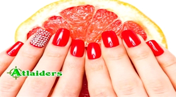 Европейский маникюр с покрытием Gelish или обычным лаком в салоне «Bourgua Salon» со скидкой 46%!