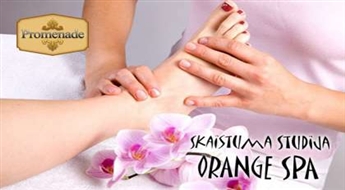 Рефлекторный массаж стоп + имбирный пилинг в студии красоты "Orange Spa" со скидкой 50%!