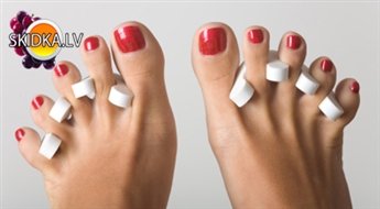 Pedikīrs ( Ar skrubi un aroma eļļu) + Gelish Harmony nagu laka salonā "VENEZIA" vai "Eklektik"ar 55% atlaidi!