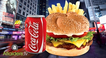 Куринный гамбургер с картошкой фри и вкусным напитком Coca-Cola – сейчас всего за 2,35 латов!