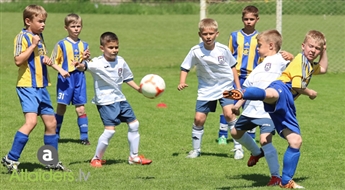 Mēneša abonements uz futbola treniņu Tavam bērnam sporta klubā ”Super Nova”!