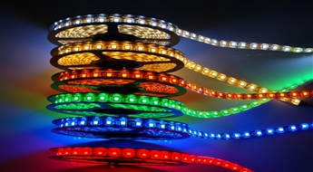 Цветная светодиодная водостойкая лента 5m, 300 LED