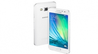 Рассрочка от 7 € в месяц! Смартфон Samsung Galaxy A3 с особенным металлическим корпусом