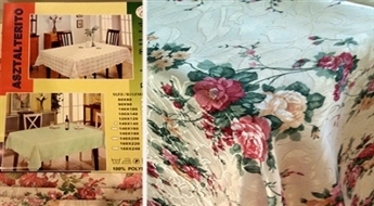 Elegants un praktisks galdauts ar ziediem retro stilā 75%