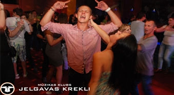 Atpūties klubā JELGAVAS KREKLI: Ieeja klubā, galdiņa rezervācija, alkoholiskie Mojito kokteiļi un uzkodu plate 2 personām par 55% lētāk