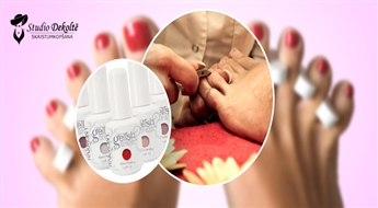 Uzdāvini savām pēdiņām patīkamu un relaksējošu procedūru!  Gelish pedikīrs salonā „Studio Dekoltē” tikai par 8.99 Ls!