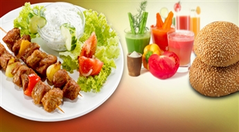 Вкусное обеденное предложение! Куриное филе с овощами на гриле + Smoothie + булочка в кафе "U.P" всего за 3.50 Eur!