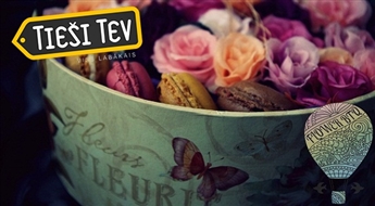 Brīnišķīga dāvana Valentīna dienā! Dāvanu kastītes ar dzīviem  ziediem un svaigiem Macaroons no  FLOWER BOUTIQUE!