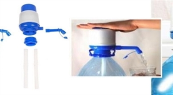 Mehāniskais pumpis ērtai ūdens ieliešanai no 5 litru pudelēm tikai par € 4. PIEGĀDE visā LATVIJĀ!
