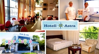 Izmitināšana 2 personām + brokastis mājīgā viesnīcā "Astra Hotell" Pērnavā tikai 250 metrus no jūras!