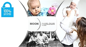 Fotostudija Moon Parlour: individuālā, pāra, ģimenes, draugu, topošo māmiņu vai bērnu fotosesija līdz -78%