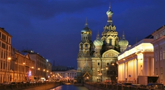 Sanktpēterburga un Pēterhofas strūklaku svētki -45%