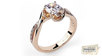 Очень красивое кольцо "Роза", исполненное в романтичном дизайне в виде бутона розы порадует Вас блеском кристаллов Swarovski™.