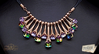 Модная позолоченная подвеска “Ирелис” с разноцветными кристаллами Swarovski™.
