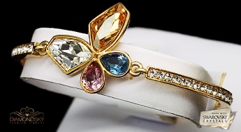 Изящный позолоченный браслет “Сказочный Мотылёк” с кристаллами Swarovski™ по ознакомительной цене!