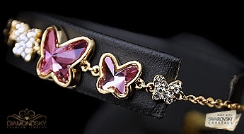 Великолепный позолоченный браслет “Королевский Мотылёк” с яркими кристаллами Swarovski™ в форме мотылька.