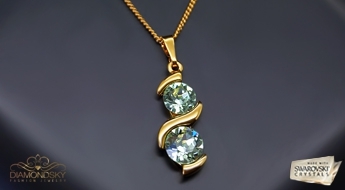 Великолепный позолоченный кулон “Млечный Путь (Chrysolite)” украшенный кристаллами Swarovski™ со скидкой 50%!