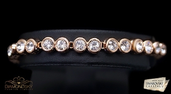 Хит продаж! Позолоченный браслет из новой коллекции, украшенный Австрийскими кристаллами Swarovski™.