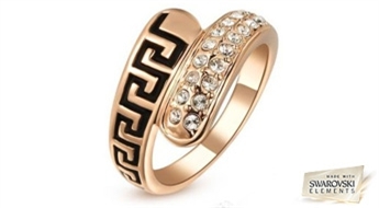 Кольцо с греческим дизайном и 18-каратным золотым напылением с инкрустацией кристаллами Swarovski Elements™.