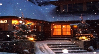 Latvija - "Medzābaku" viesnīca diviem pirmā sniega gaidās