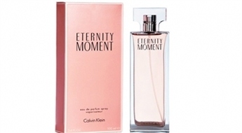 Calvin Klein Eternity Moment parfimērijas ūdens ar reibinošu ziedu aromātu -65%